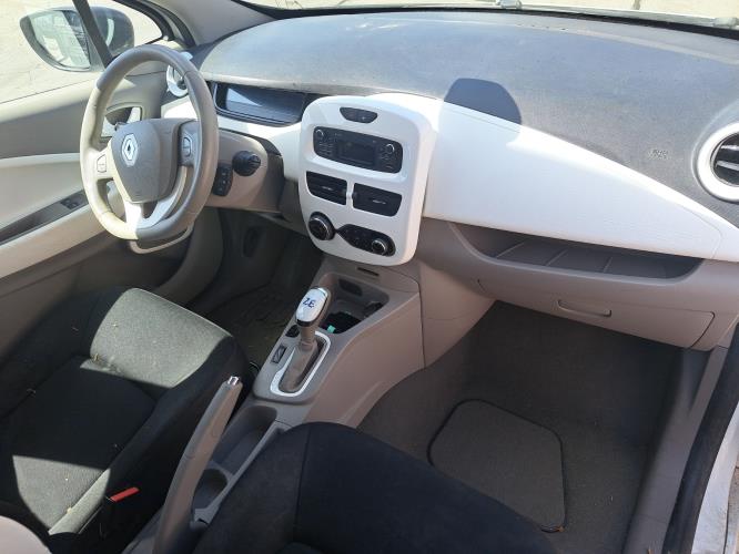 Image Feu diurne avant droit - RENAULT ZOE 2