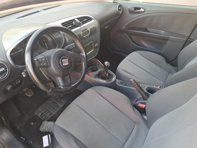 Image Porte avant gauche - SEAT LEON 2