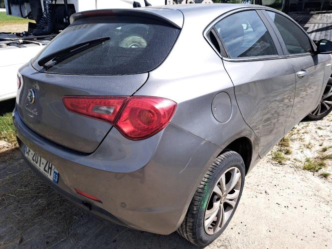 Image Feu arriere secondaire gauche (feux) - ALFA ROMEO GIULIETTA 2