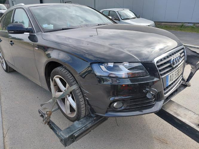 Image Pare boue avant droit - AUDI A4 3