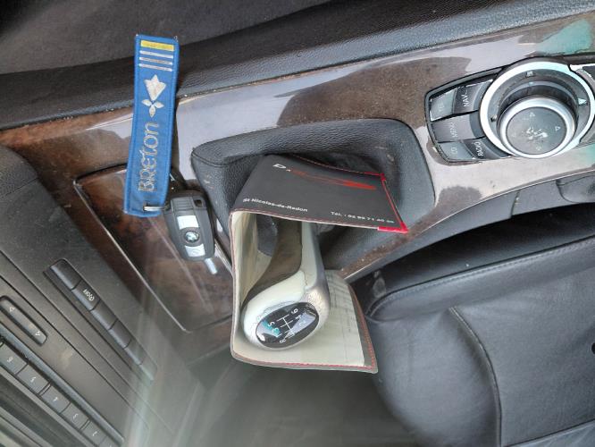 Image Aile avant droit - BMW SERIE 3 E90