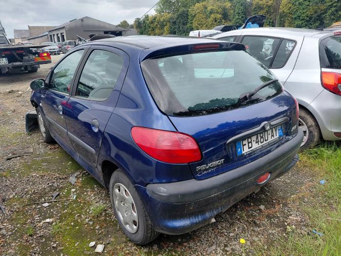 Image Aile avant droit - PEUGEOT 206