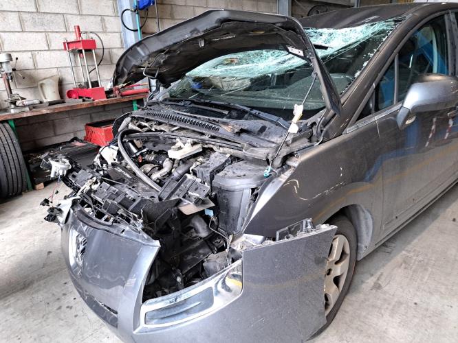 Image Boite de vitesses - PEUGEOT 5008 1