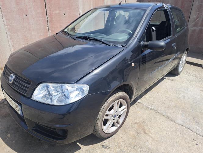 Image Plage arriere - FIAT PUNTO 2