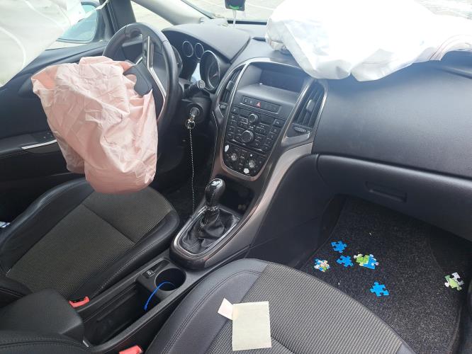 Image Boite de vitesses - OPEL ASTRA J