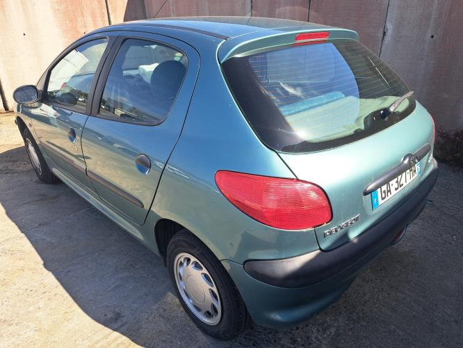 Image Moteur - PEUGEOT 206