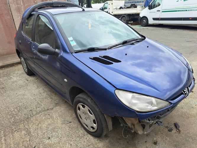 Image Aile avant droit - PEUGEOT 206