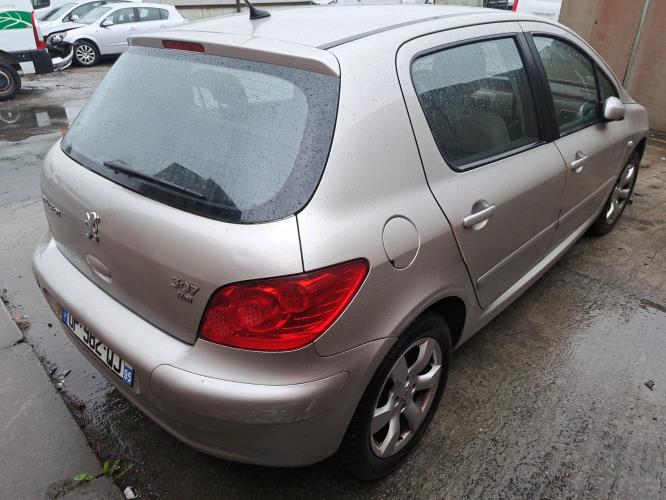 Image Pare boue avant gauche - PEUGEOT 307