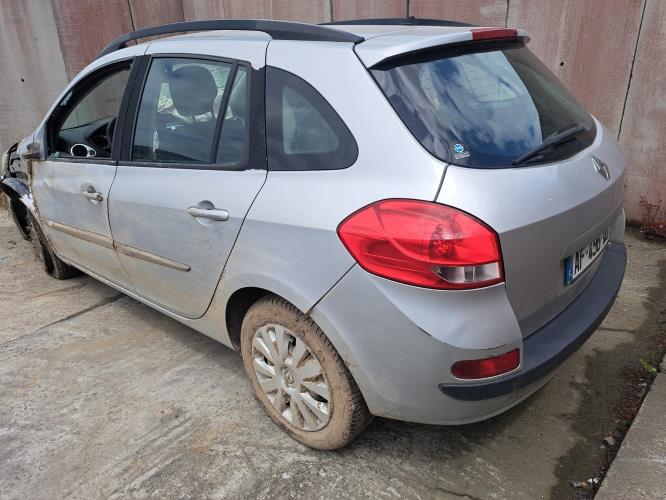 Image Feu arriere principal droit (feux) - RENAULT CLIO 3