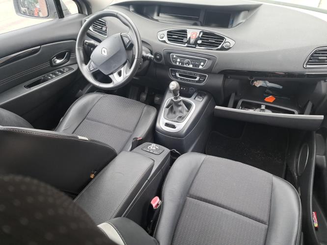 Image Feu arriere principal gauche (feux) - RENAULT GRAND SCENIC 3