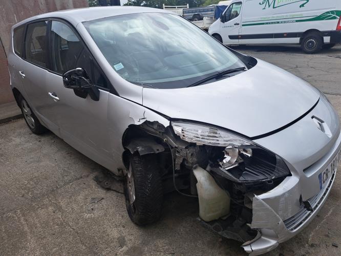 Image Feu arriere principal gauche (feux) - RENAULT GRAND SCENIC 3