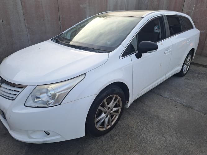 Image Porte avant gauche - TOYOTA AVENSIS 3