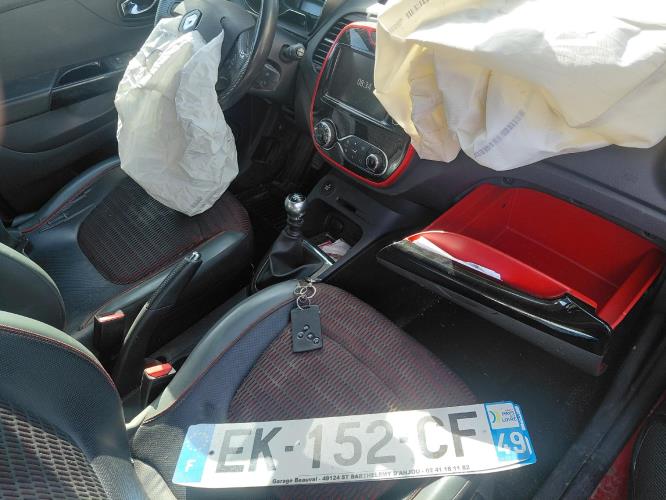 Image Feu de recul droit - RENAULT CAPTUR 1