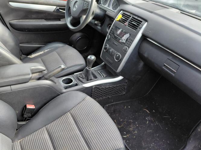 Image Capot - MERCEDES CLASSE B 245
