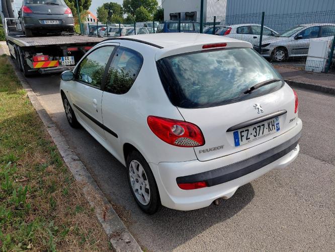 Image Renfort pare choc avant (traverse) - PEUGEOT 206+