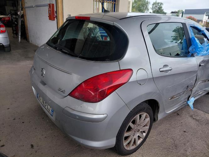 Image Pare choc avant - PEUGEOT 308 1