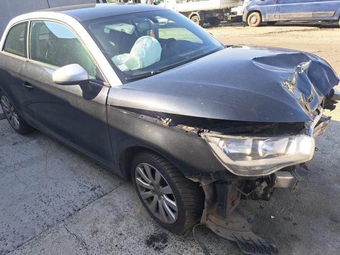 Image Aile avant droit - AUDI A1 1