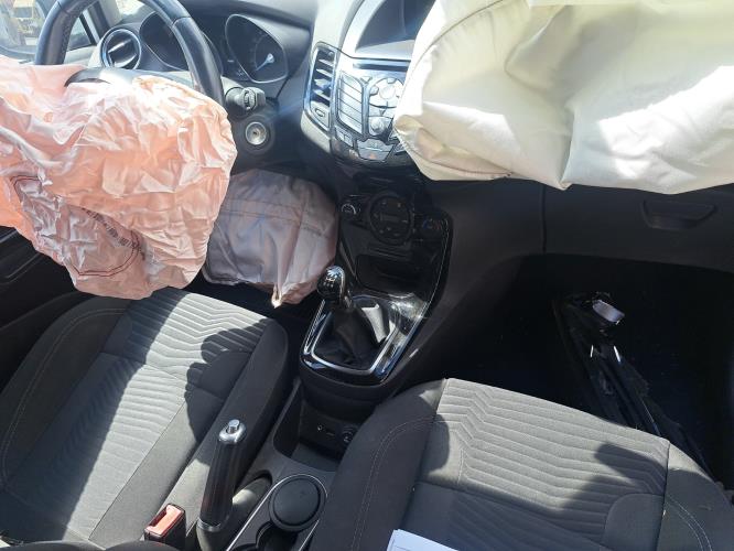 Image Pare boue avant droit - FORD FIESTA 6