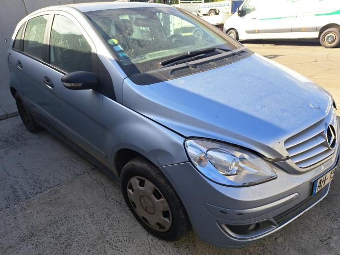 Image Calandre - MERCEDES CLASSE B 245