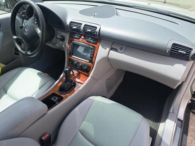 Image Capot - MERCEDES CLASSE C 203