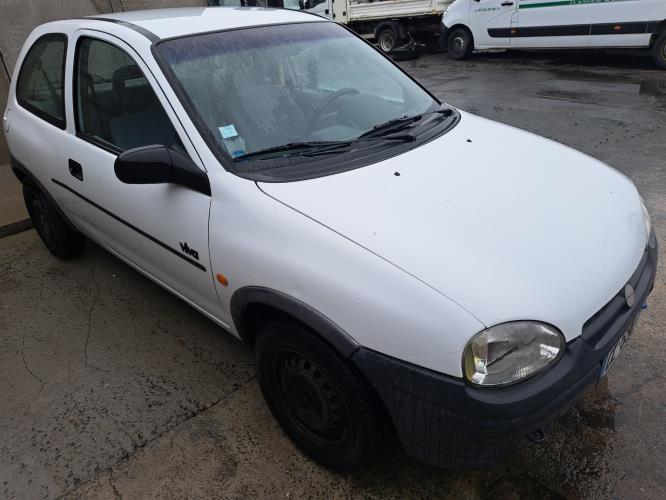 Image Porte avant gauche - OPEL CORSA B