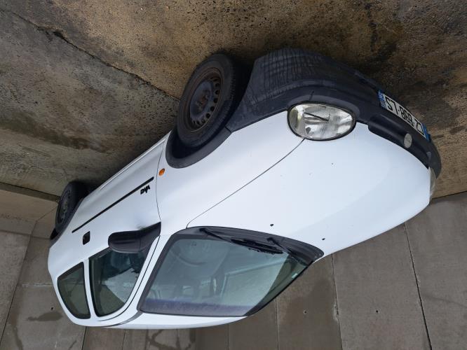 Image Porte avant gauche - OPEL CORSA B