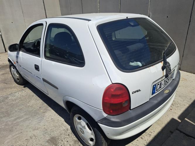 Image Pare choc arriere - OPEL CORSA B