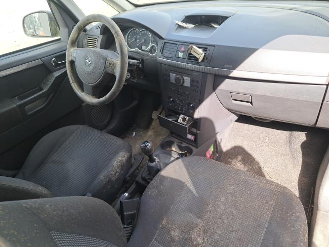 Image Pare choc arriere - OPEL MERIVA A