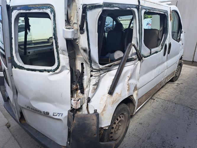 Image Capot - OPEL VIVARO 1