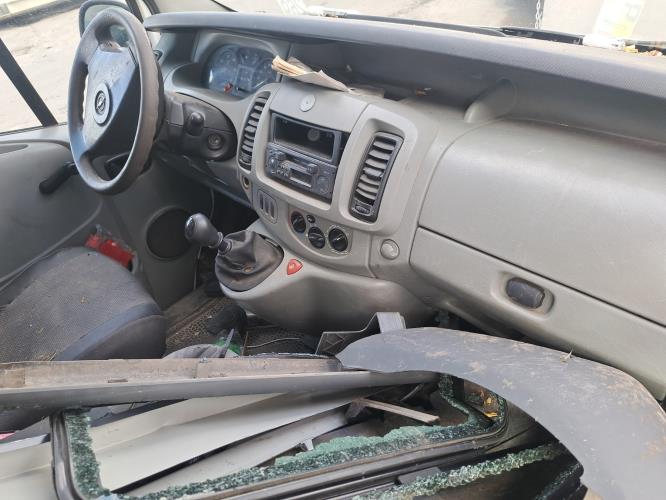Image Capot - OPEL VIVARO 1