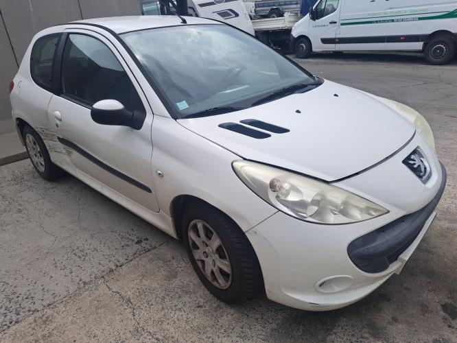 Image Renfort pare choc avant (traverse) - PEUGEOT 206+