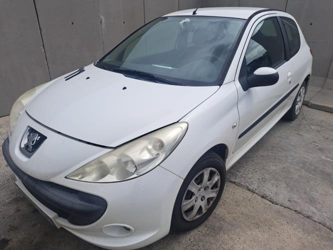 Image Renfort pare choc avant (traverse) - PEUGEOT 206+