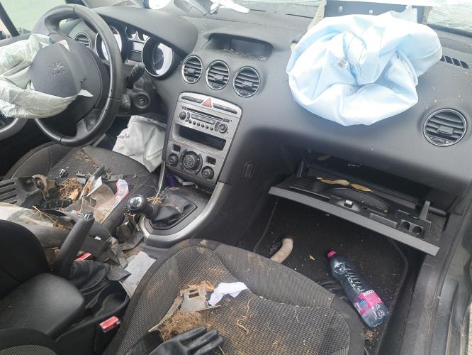 Image Interrupteur de leve vitre avant gauche - PEUGEOT 308 1
