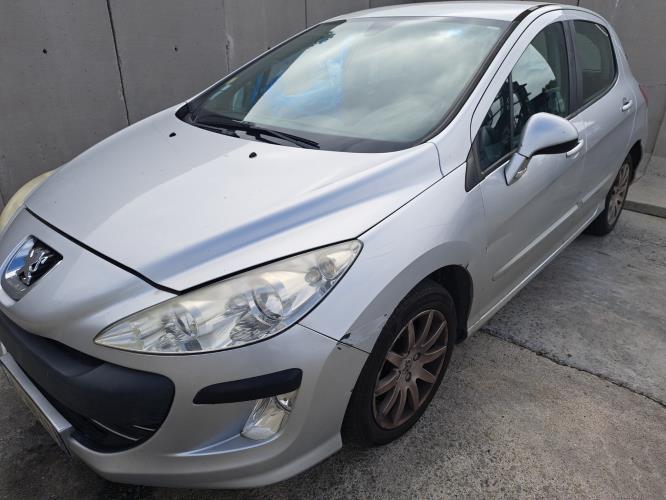 Image Pare choc avant - PEUGEOT 308 1