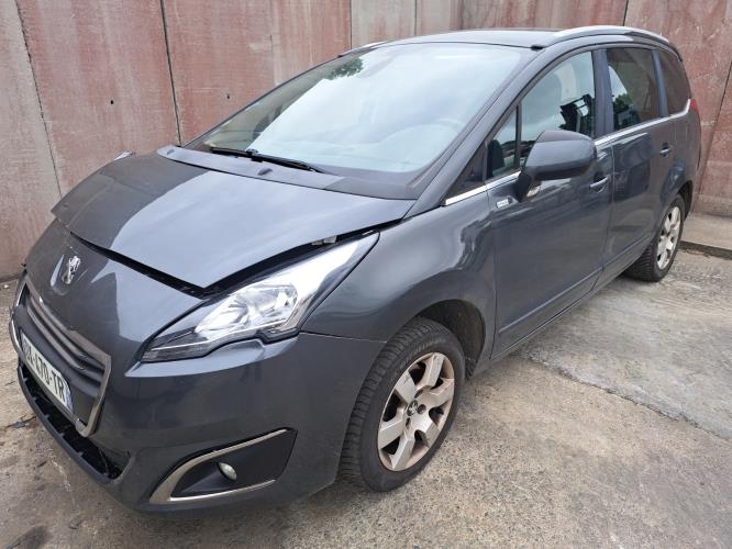 Image GPS - PEUGEOT 5008 1
