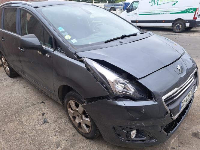 Image GPS - PEUGEOT 5008 1
