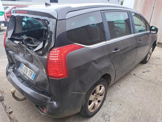 Image GPS - PEUGEOT 5008 1