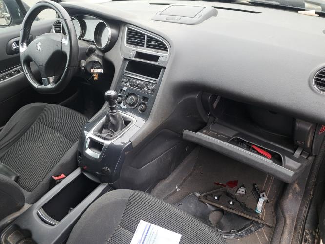 Image GPS - PEUGEOT 5008 1