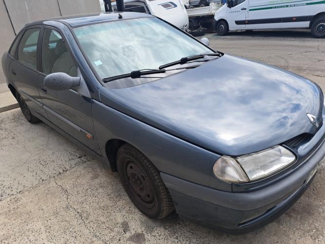 Image Porte avant droit - RENAULT LAGUNA 1