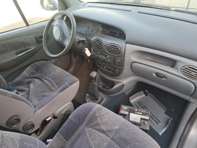 Image Pare choc avant - RENAULT SCENIC 1