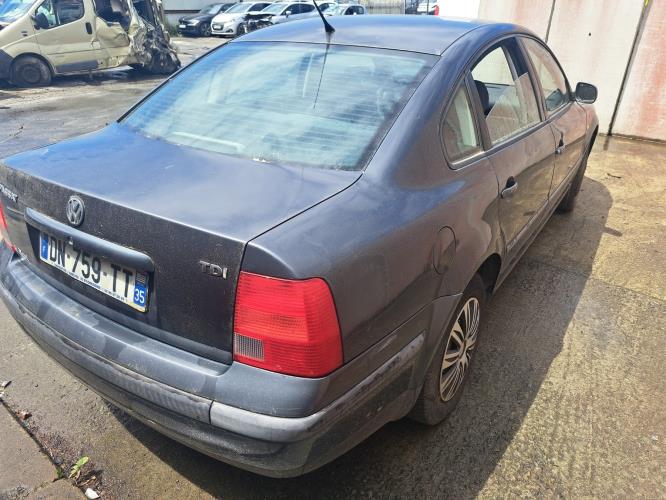 Image Capot - VOLKSWAGEN PASSAT 4