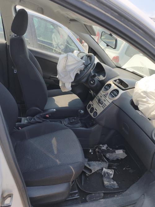 Image Pare boue arriere droit - OPEL CORSA D