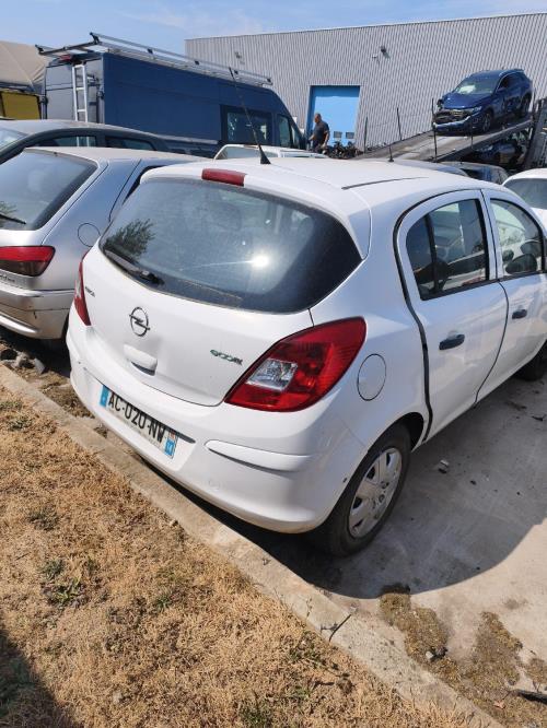 Image Pare boue arriere droit - OPEL CORSA D