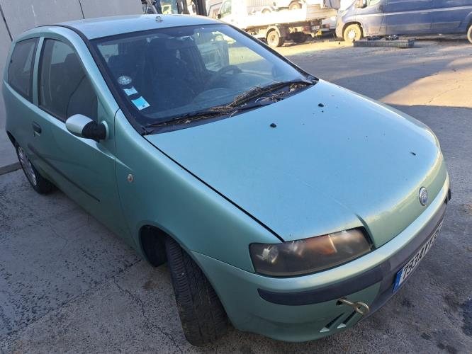 Image Pare choc avant - FIAT PUNTO 2