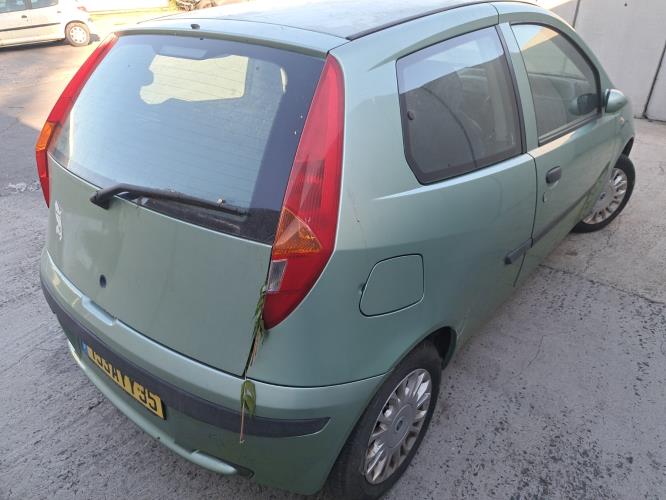 Image Pare choc avant - FIAT PUNTO 2