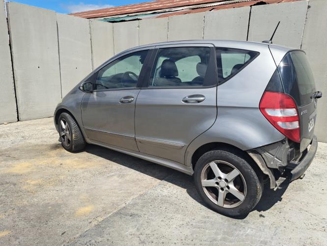 Image Porte avant droit - MERCEDES CLASSE A 169