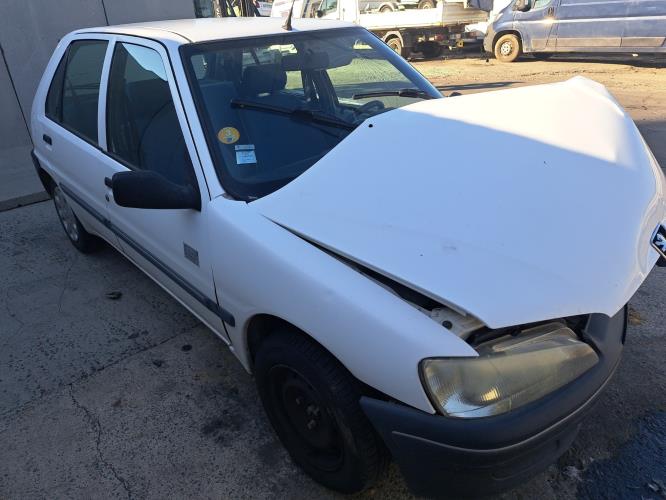 Image Porte avant gauche - PEUGEOT 106