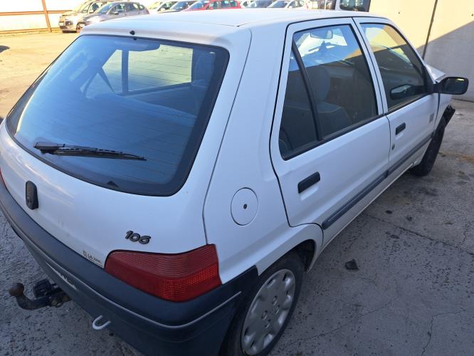 Image Porte avant gauche - PEUGEOT 106