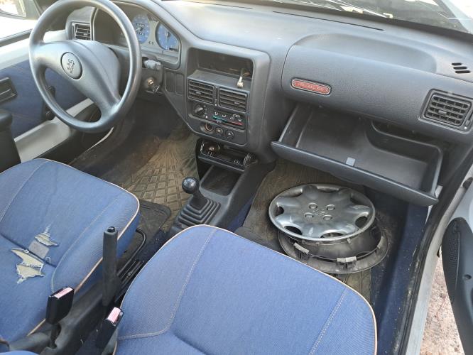 Image Porte avant gauche - PEUGEOT 106