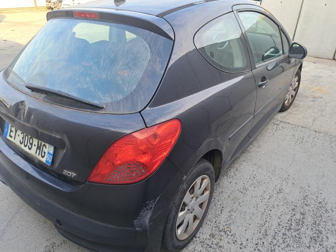 Image Pare boue avant droit - PEUGEOT 207